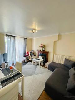 1 bedroom maisonette to rent, Mitcham CR4