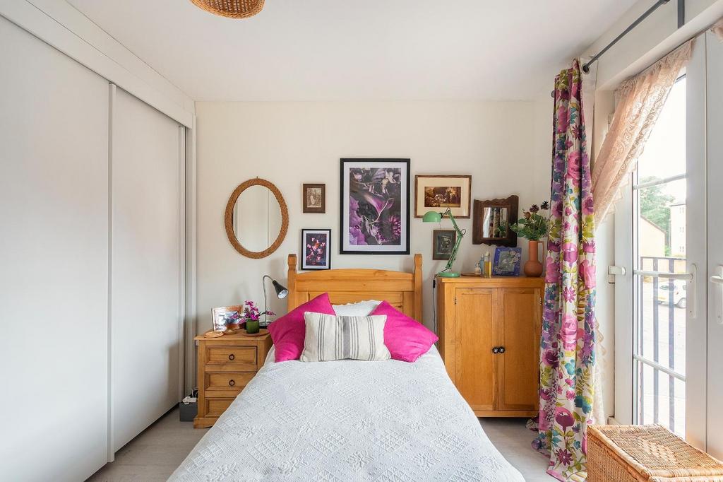 8 B8 SHD - Bedroom C.jpg