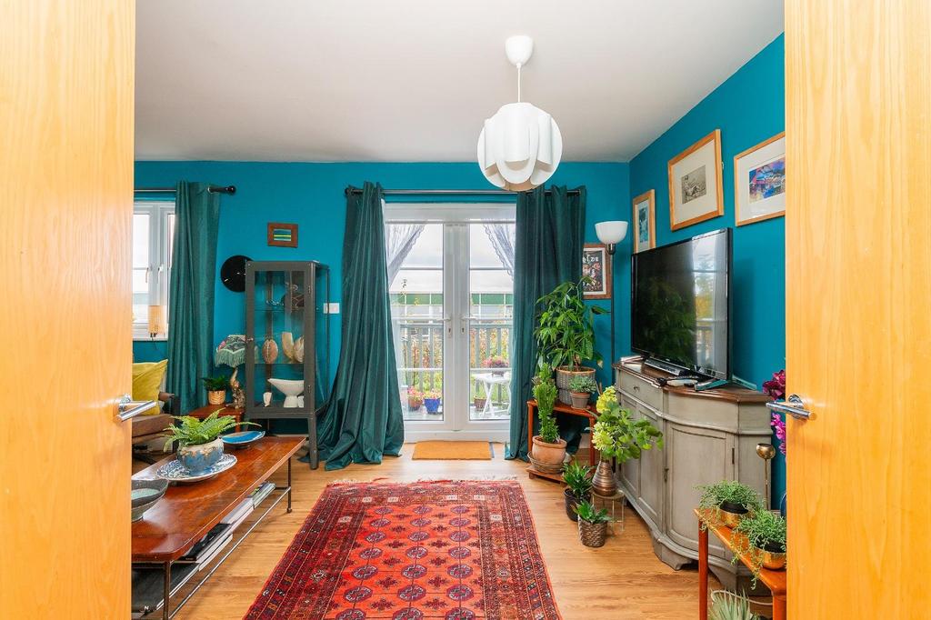 8 B8 SHD - Living Room E.jpg