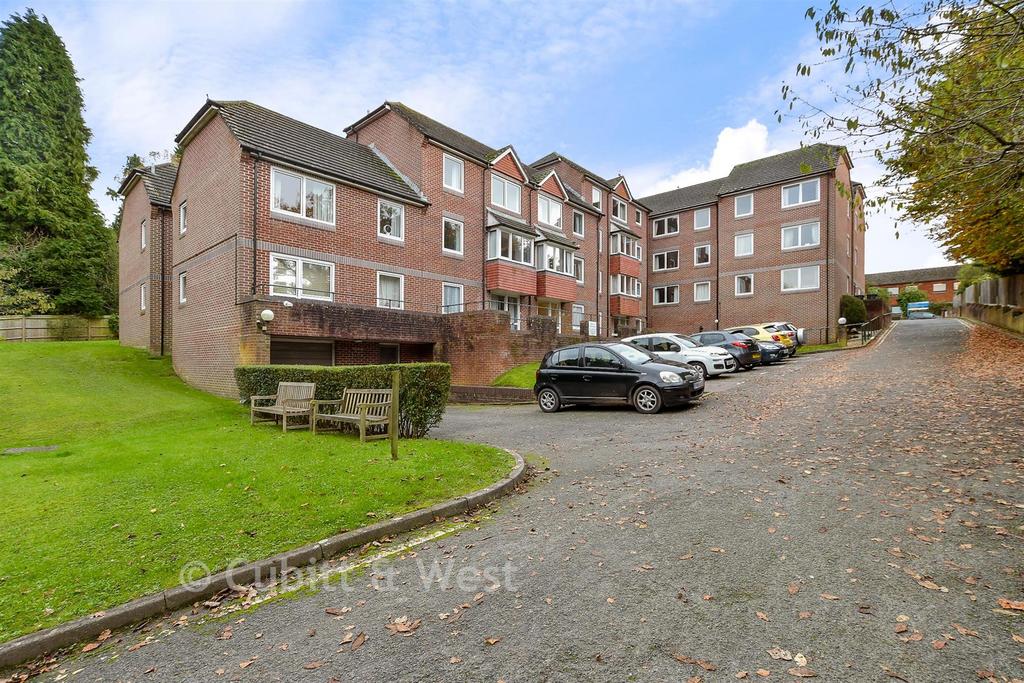 Driveway/Parking