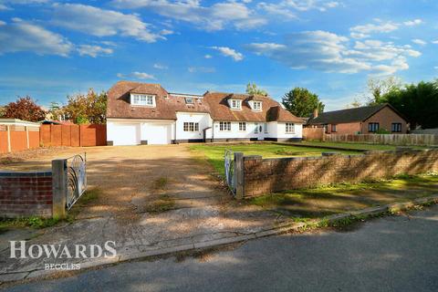 4 bedroom detached house for sale, Woodland Avenue, Beccles