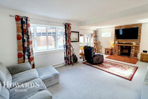 4 bedroom detached house for sale, Woodland Avenue, Beccles