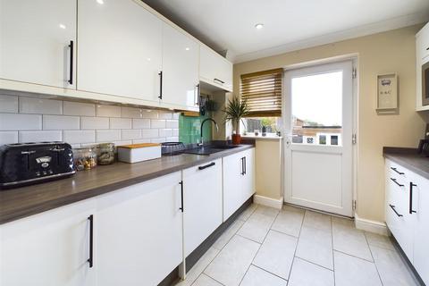 22 Curlew Road, Abbeydale, Gloucester, GL4 4TB