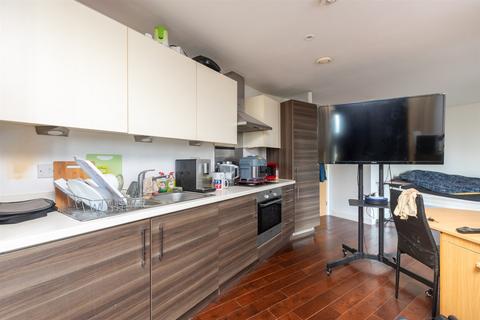 1 bedroom flat for sale, Liverymen Walk, Greenhithe, Kent