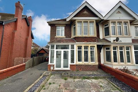 3 bedroom semi-detached house for sale, Wilvere Drive, Norbreck FY5