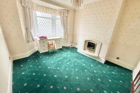 3 bedroom semi-detached house for sale, Wilvere Drive, Norbreck FY5