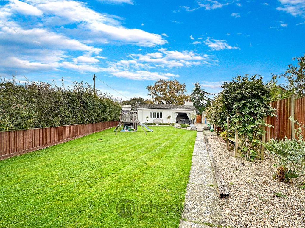 Outside, Garden, Outbuilding/Utility &amp; Garage