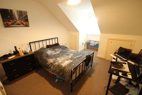 5 bedroom house to rent, Macaulay Street, Leicester