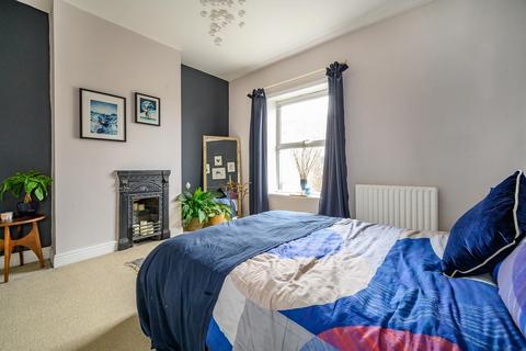 82 Ackroyd Street, Morley, Leeds, LS27 8QY