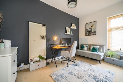 82 Ackroyd Street, Morley, Leeds, LS27 8QY