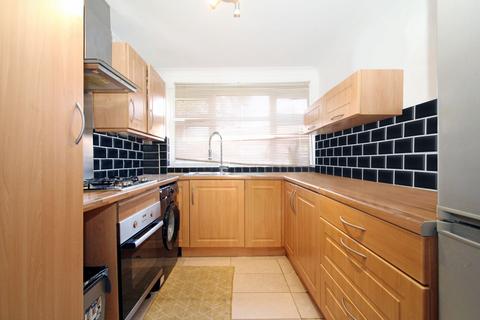 127 Whitehall Road, Uxbridge, UB8 2DS