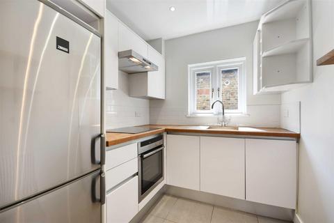 2 bedroom flat to rent, Leighton Gardens, Kensal Rise