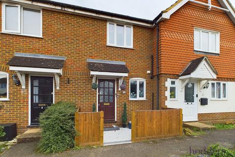 2 bedroom terraced house for sale, Springfields Close, Chertsey, Surrey, KT16