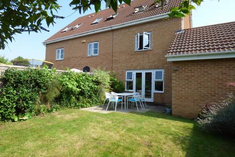 3 bedroom townhouse to rent, Middlebrook Green, Market Harborough