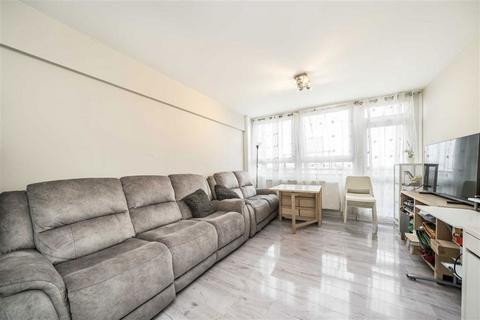 2 bedroom flat for sale, Roberta Street, London E2