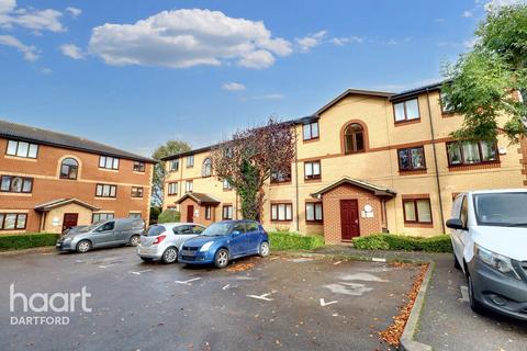 1 bedroom flat for sale, Churchill Close, Dartford