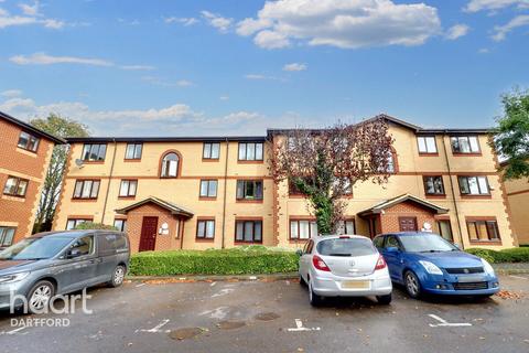 1 bedroom flat for sale, Churchill Close, Dartford