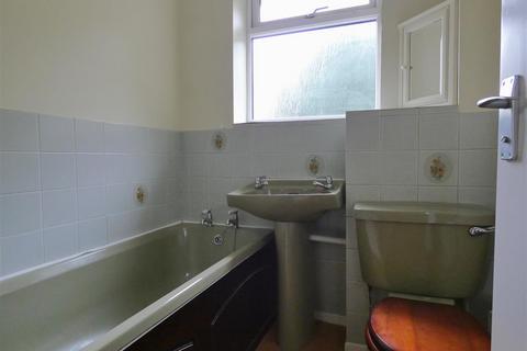 17 Duchy Close, Stretton, Burton-on-trent, DE13 0HU