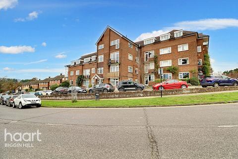 2 bedroom apartment for sale, Croydon Road, Westerham