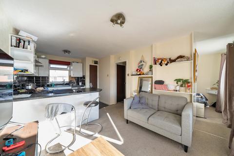 1 bedroom flat for sale, Belle Vue Court, Leeds, LS3