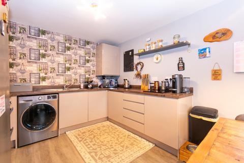 4 Howdle Road, Burntwood, WS7 3RB