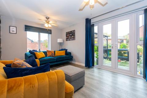 4 Howdle Road, Burntwood, WS7 3RB