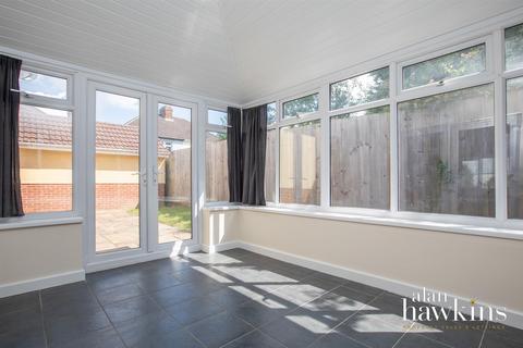 4 bedroom detached house for sale, Station Road, Royal Wootton Bassett