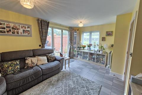 3 bedroom detached house for sale, Celadon Drive, Coalville LE67