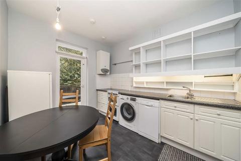 2 bedroom flat for sale, Hanover Gardens, London SE11