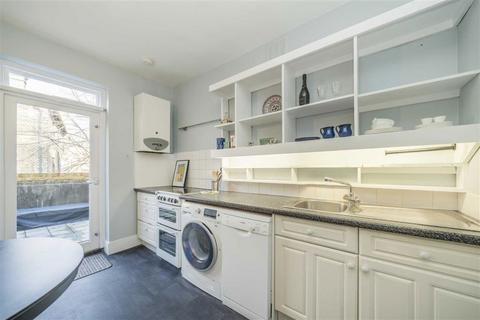 2 bedroom flat for sale, Hanover Gardens, London SE11