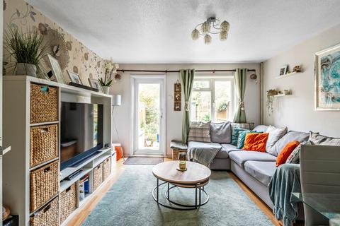 2 bedroom terraced house for sale, Barnfield Way, Oxted, Surrey