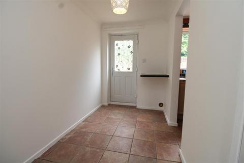 2 bedroom terraced house to rent, Seymour Place, Peterborough