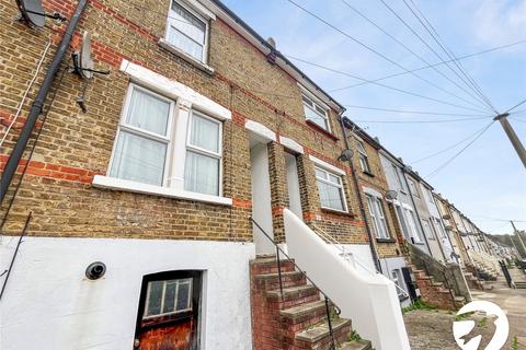 2 bedroom terraced house to rent, Upper Luton Road, Chatham, Kent, ME5