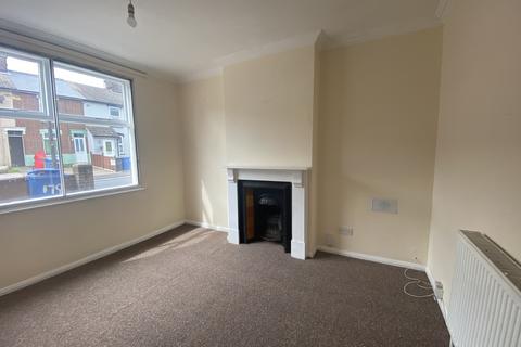 2 bedroom end of terrace house to rent, Wherstead Rd, Ipswich IP2