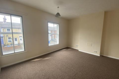 2 bedroom end of terrace house to rent, Wherstead Rd, Ipswich IP2