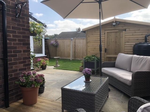 Thatch Close Garden.jpg