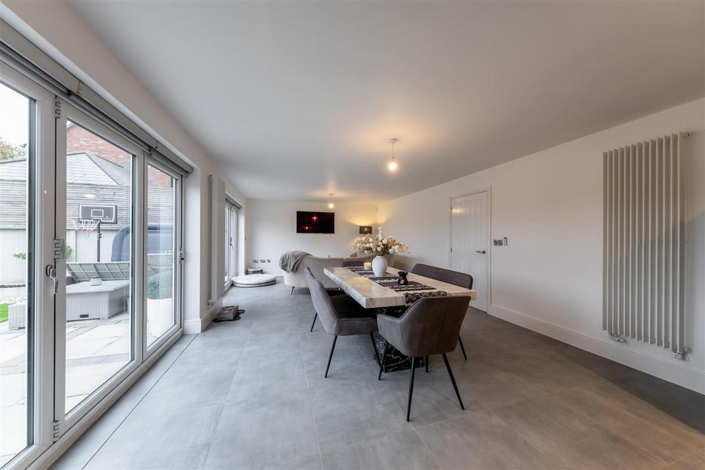 4 Moorings Close-007.jpg