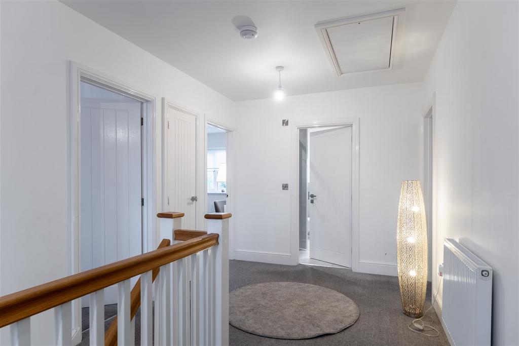 4 Moorings Close-042.jpg