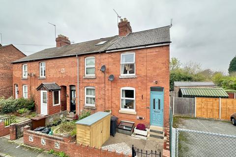 2 bedroom end of terrace house for sale, Millbrook Street, Hereford, HR4