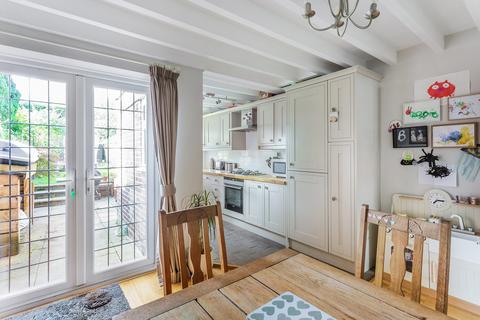 16 Westways, Westerham, TN16 1TT