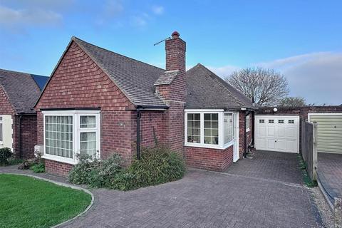 2 bedroom bungalow for sale, Willingdon Park Drive, Eastbourne BN22