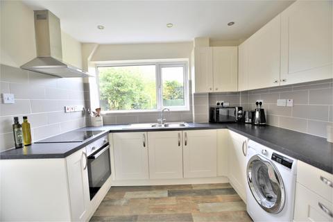 3 bedroom semi-detached house for sale, Melrose Close, Stamford, PE9