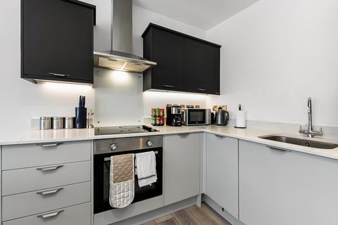 3 bedroom serviced apartment to rent, Hessel Street, London E1