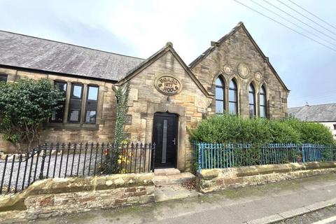 4 bedroom terraced house to rent, Oakwood Court, Crook, DL15