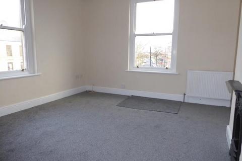 2 bedroom flat to rent, 43 West End Road, Morecambe, LA4