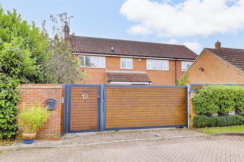 5 bedroom detached house for sale, Longmead Drive, Fiskerton NG25