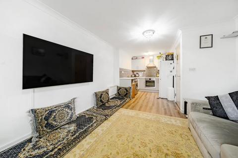 1 bedroom flat for sale, 30 Bath Road, Slough, Berkshire, SL1 3SS