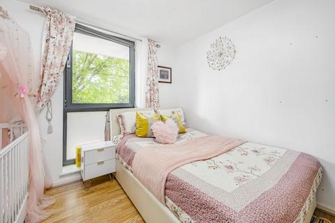 1 bedroom flat for sale, 30 Bath Road, Slough, Berkshire, SL1 3SS