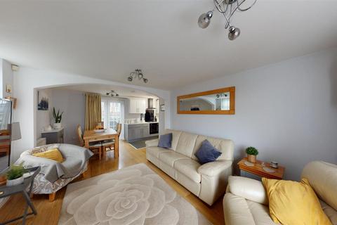 2 bedroom apartment for sale, Woodside Court, Walton Le Dale, Preston