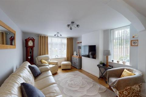 2 bedroom apartment for sale, Woodside Court, Walton Le Dale, Preston